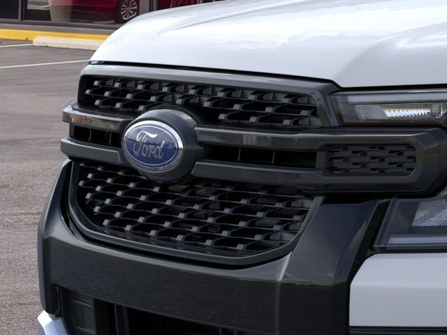 New 2026 Oxford White Ford XLT image 17