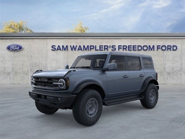 2025 Ford Bronco Outer Banks 4-Door 4WD