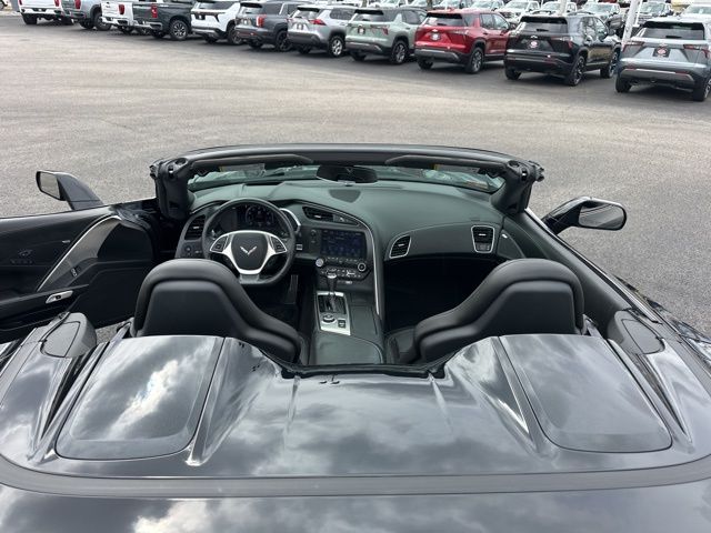 Used 2016 Black Chevrolet Stingray Z51 image 10