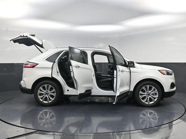 2022 Ford Edge Titanium White at Legacy Ford