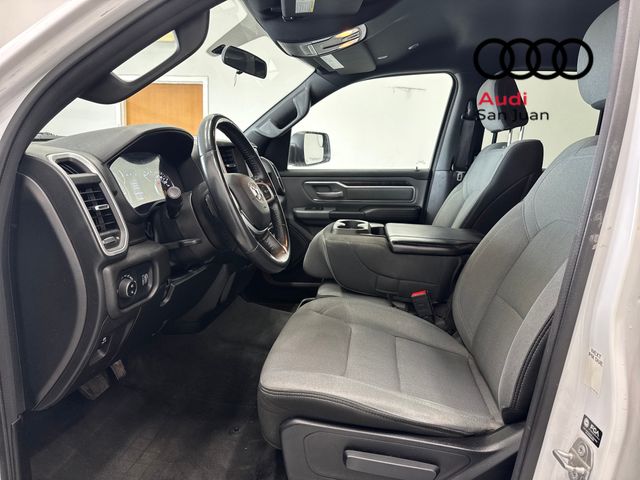 Used 2022 White Ram Big Horn/Lone Star image 30