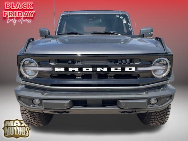 2024 Ford Bronco Outer Banks 10