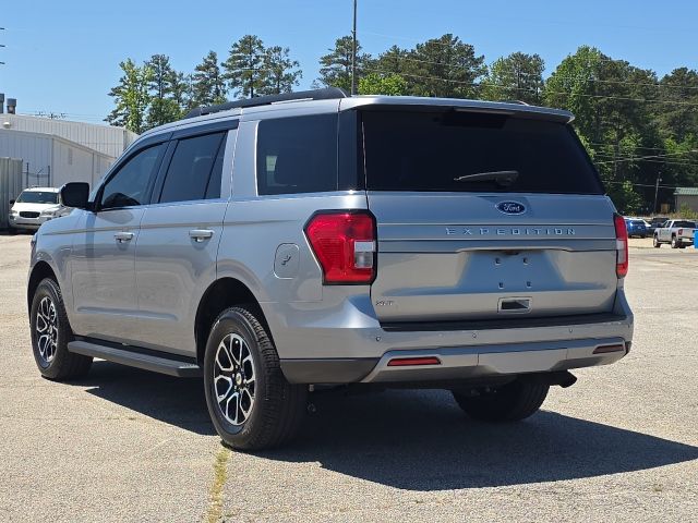 2024 Ford Expedition XLT:B02304