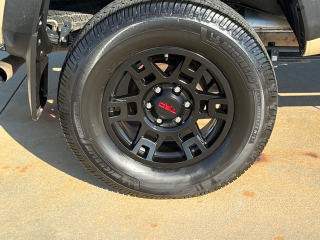 Used 2017 Toyota Tacoma Truck