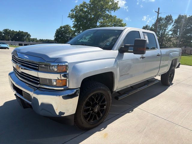Silver Ice Metallic 2015 Chevrolet Silverado 3500HD Pickup Truck Four-Wheel Drive 6-Speed Automatic Overdrive