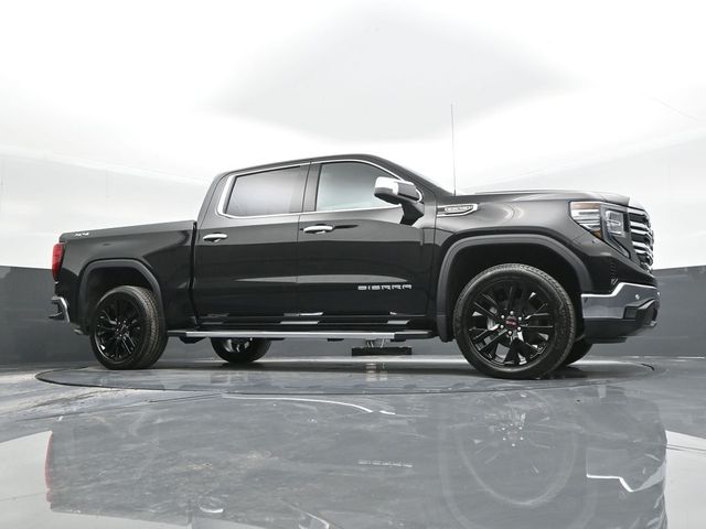 2024 GMC Sierra 1500 SLT 35