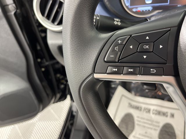 2025 Super Black Metallic Nissan Versa 1.6 SV FWD Sedan