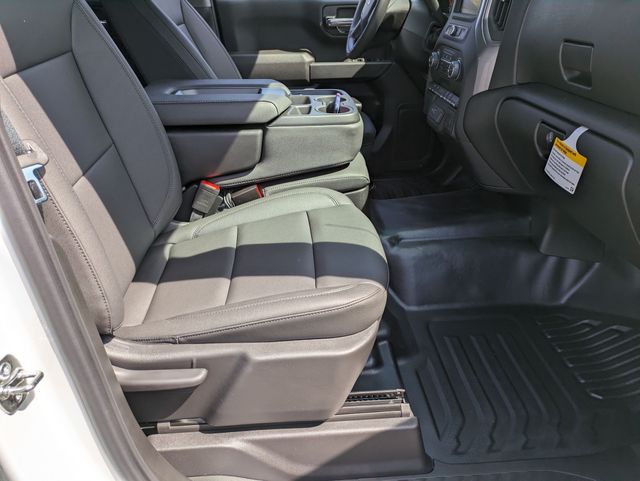 2025 Chevrolet Silverado 1500 WT photo