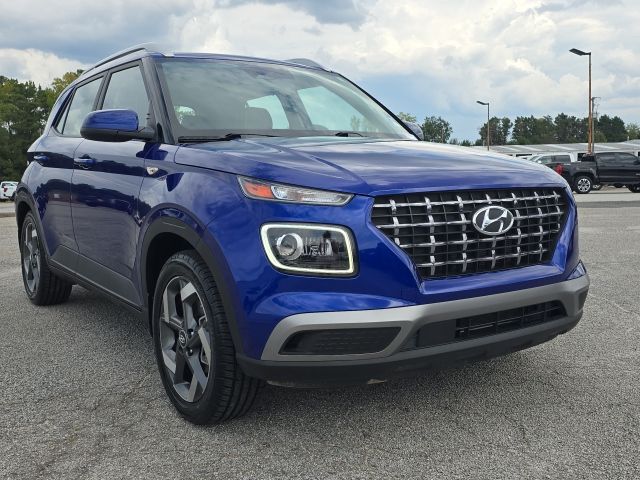 2024 Hyundai Venue Limited:B01873