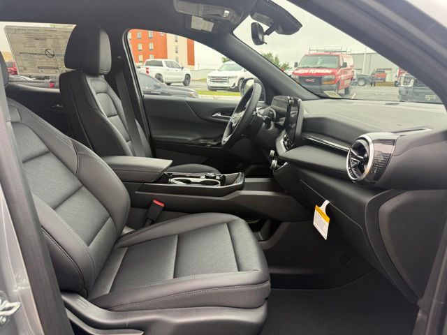 new 2026 Chevrolet Equinox car, priced at $33,790
