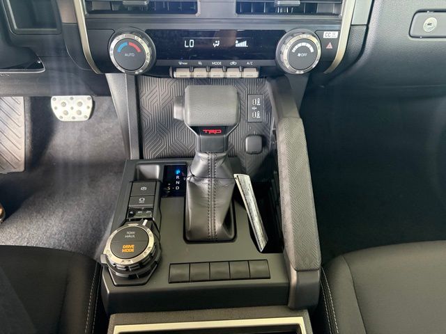 2025 Toyota Tacoma TRD Sport Double Cab photo 25