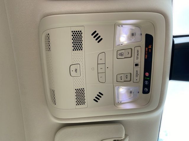 Used Car 2021 Cadillac Xt5  Premium Luxury For Sale Under $35,000 In San Antonio, Texas