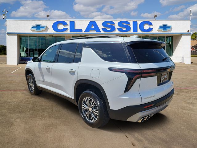 2025 Chevrolet Traverse LT - 4