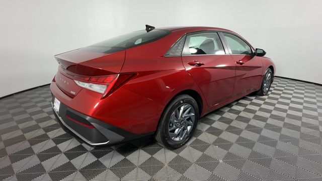 New 2025 Hyundai Elantra Hybrid For Sale in Indianapolis, IN