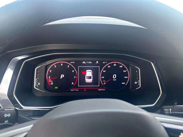 VolkswagenJetta GLI11
