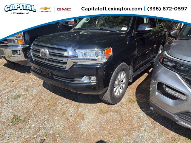 2017 Toyota Land Cruiser Base