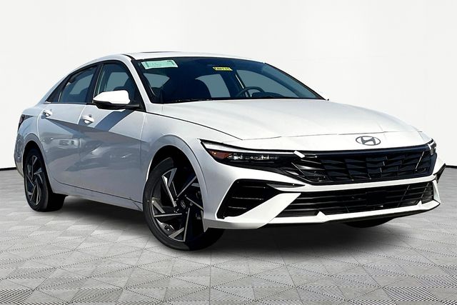 2025 Hyundai Elantra Hybrid Limited photo