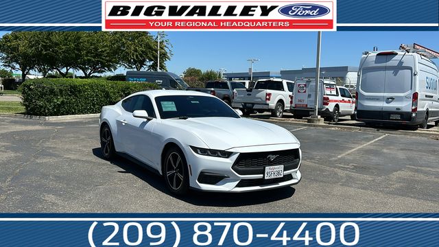 Oxford White 2024 Ford Mustang EcoBoost Fastback RWD Coupe Rear-Wheel Drive Automatic