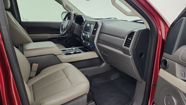 2019 Ford Expedition XLT Red at Autostrade