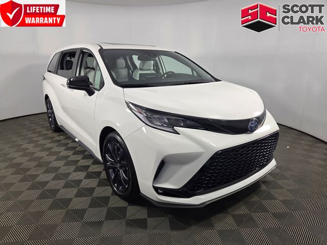 2025 Toyota Sienna XSE