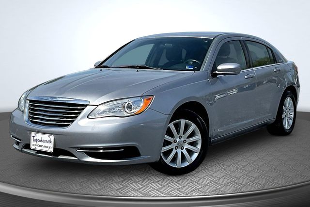2013 Chrysler 200 Touring Sedan FWD