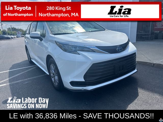 Ice Cap 2025 Toyota Sienna Minivan Front-Wheel Drive Continuously Variable Transmission