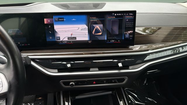 Used 2023 Black BMW xDrive40i image 28