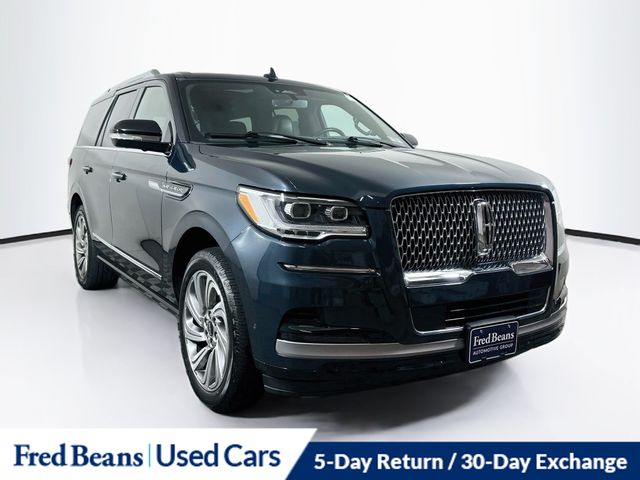 Flight Blue Metallic Clearcoat 2022 Lincoln Navigator SUV / Crossover Four-Wheel Drive Automatic
