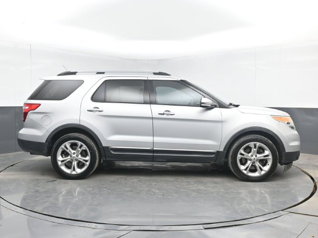 Used 2014 Silver Ford Limited image 11