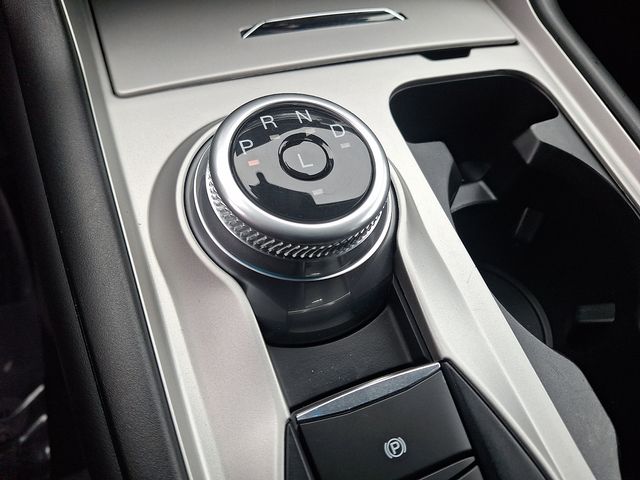 2022 Ford Explorer XLT - Photo 10