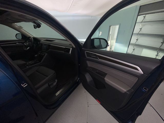 Used 2023 Blue Volkswagen 2.0T SE w/Technology image 25