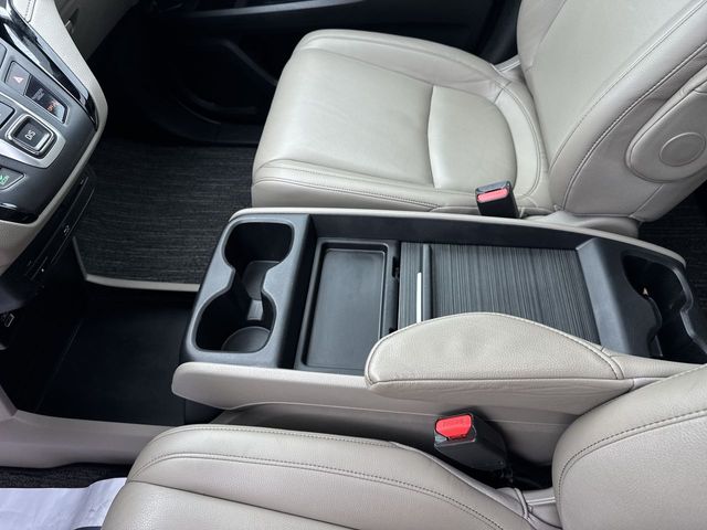 Used 2024 Honda Odyssey Van