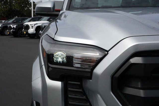 new 2025 Toyota Tacoma car