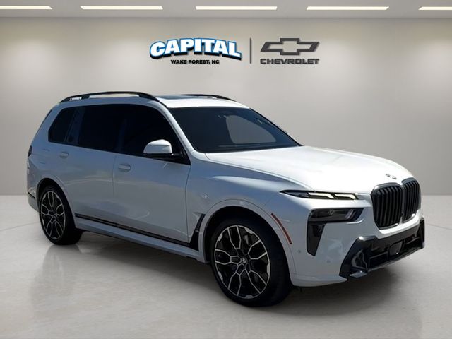 Used 2023 White BMW xDrive40i image 10