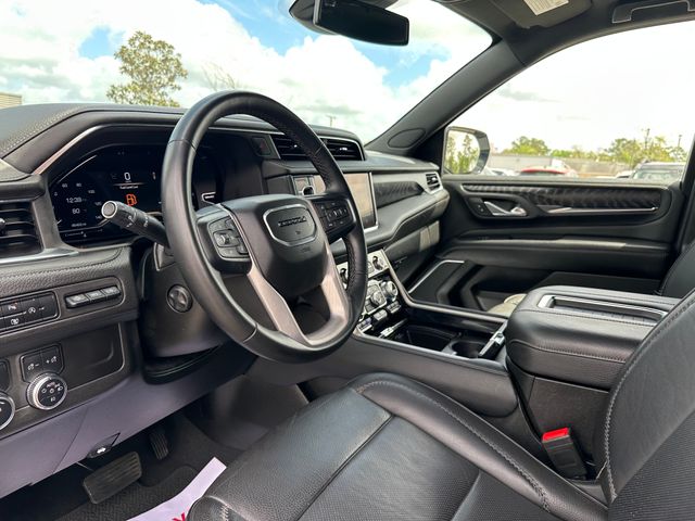 2023 GMC Yukon Denali photo