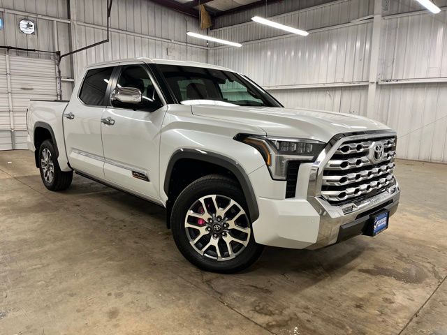 turu様 Certified Pre-Owned 2025 Toyota Tundra 1794 4D CrewMax in