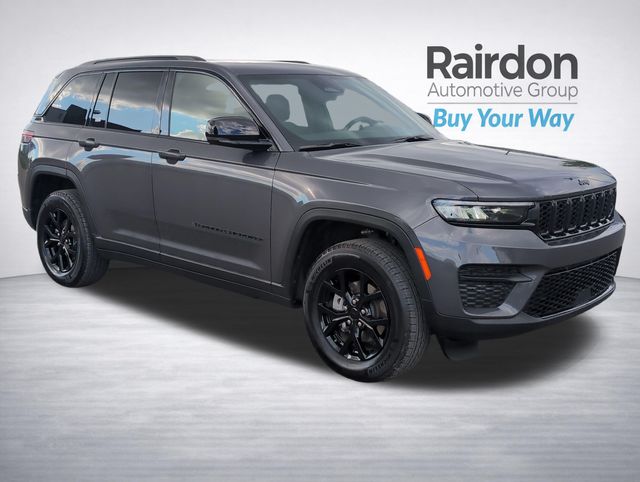 Baltic Gray Metallic Clearcoat 2025 Jeep Grand Cherokee SUV / Crossover Four-Wheel Drive 8-Speed Automatic
