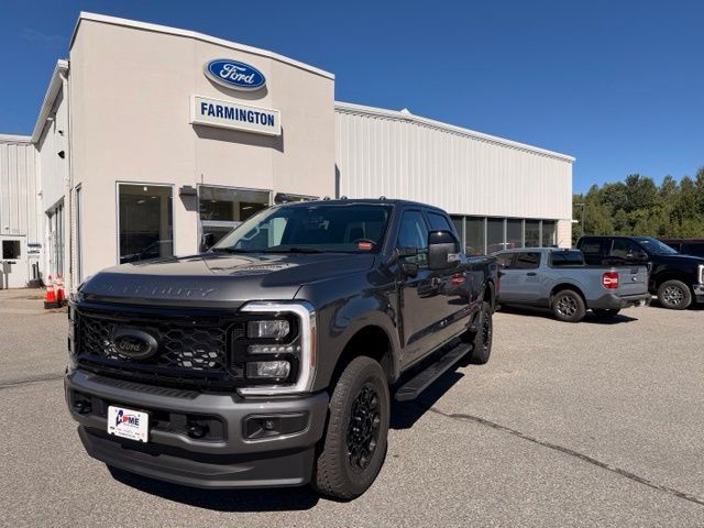 Carbonized Gray Metallic 2026 Ford F-250 Super Duty Pickup Truck Four-Wheel Drive Automatic