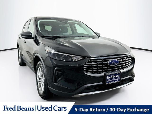 Agate Black Metallic 2025 Ford Escape SUV / Crossover All-Wheel Drive 8-Speed Automatic