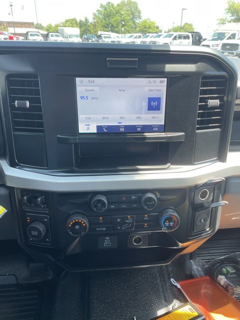 2025 Ford F-350 Super Duty XL
