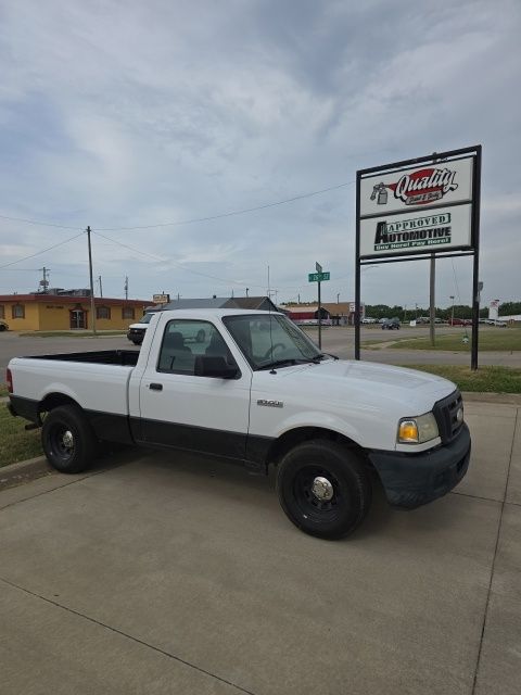 White 2006 Ford Ranger Pickup Truck 5-Speed Manual Overdrive