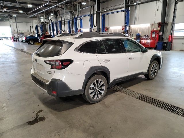 2024 Crystal White Pearl Subaru Outback Touring AWD SUV