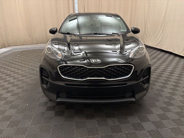 2022 Kia Sportage LX - Image 2