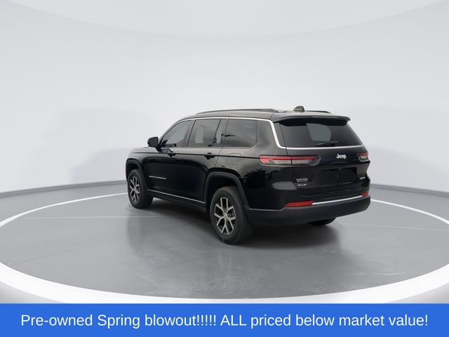 Used 2024 Diamond Black Jeep Limited image 6