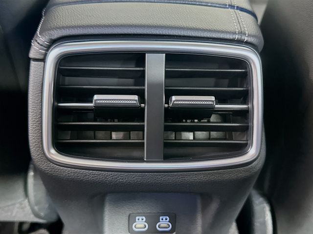 Thumbnail: 2026 Genesis G70 - 18