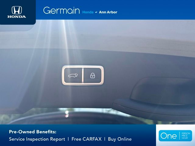 Used 2023 Wolf Gray Kia X-Line EX image 11