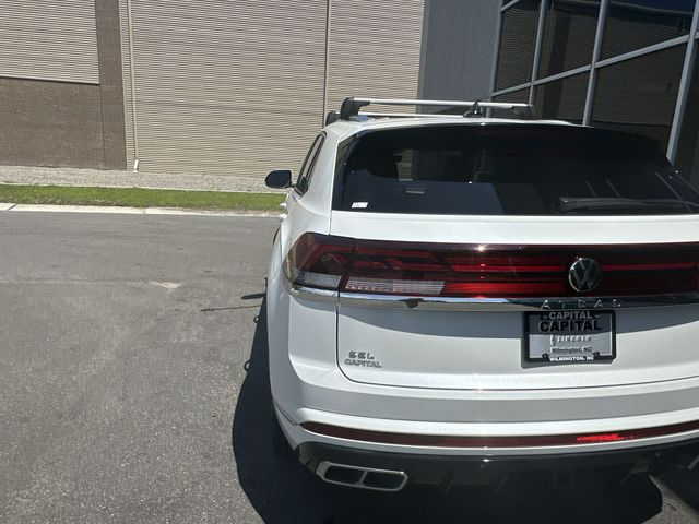 Used 2024 White Volkswagen 2.0T SEL R-Line image 26