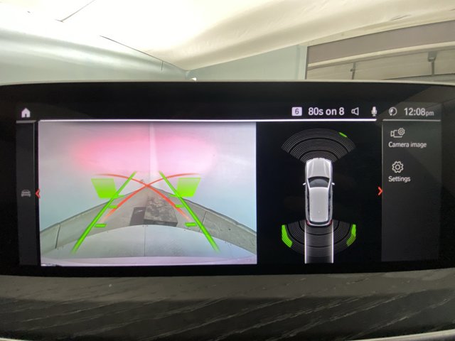 Used 2024 White BMW sDrive30i image 17