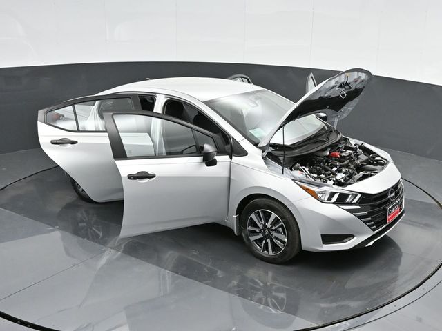 2024 Nissan Versa 1.6 S 45