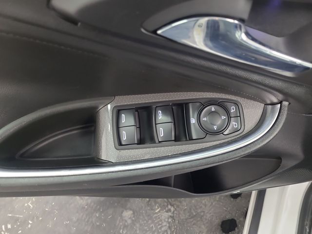 2018 – Chevrolet – Malibu